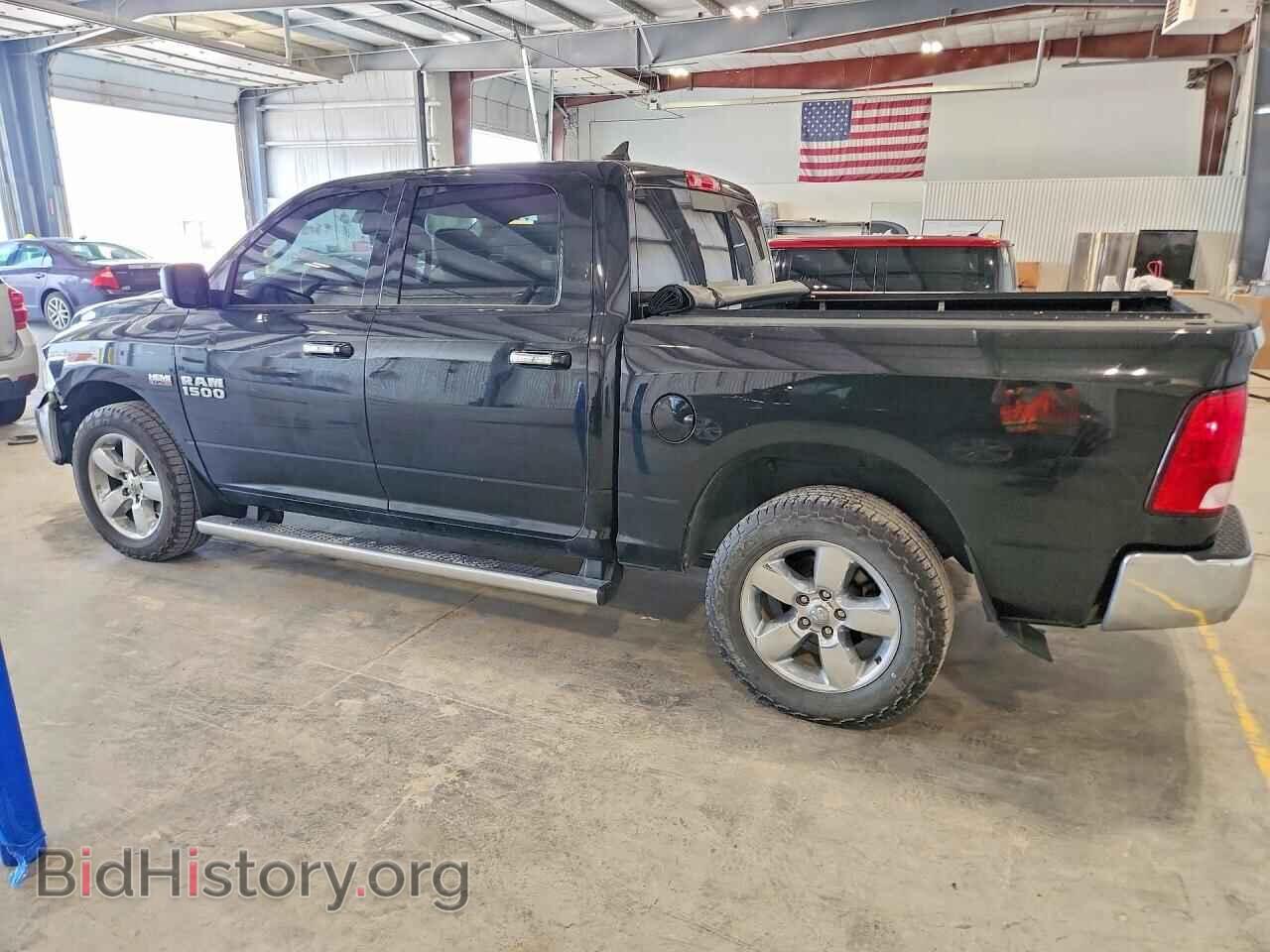2018 RAM 1500 - VIN: 1C6RR7LT5JS329964 - Photo 2