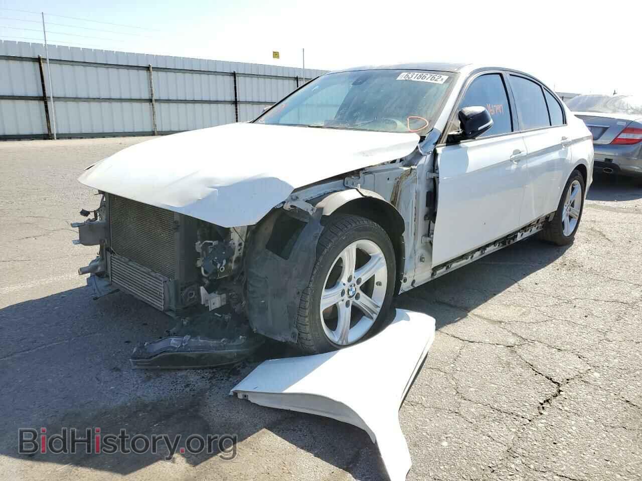 2012 BMW 3 SERIES - VIN: WBA3A5C53CF257764 - Фото 2