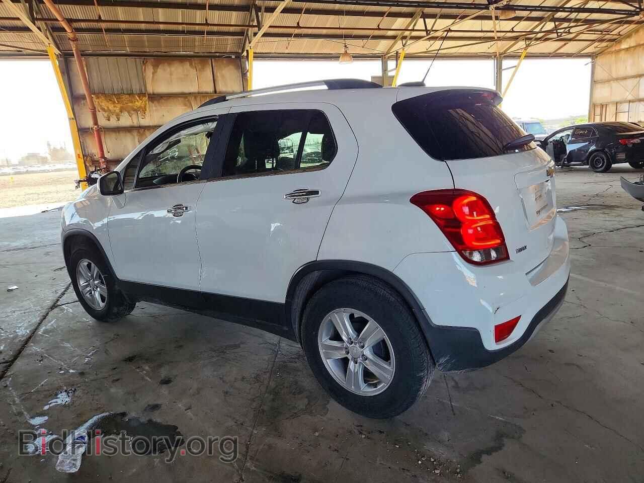2017 CHEVROLET TRAX - VIN: 3GNCJLSB2HL265079 - Photo 2