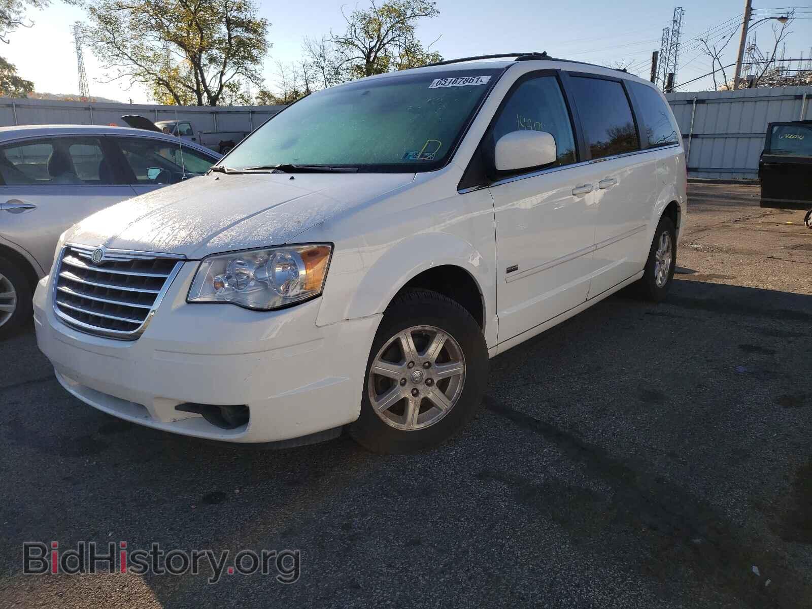 2008 CHRYSLER MINIVAN - VIN: 2A8HR54P08R759187 - Фото 2
