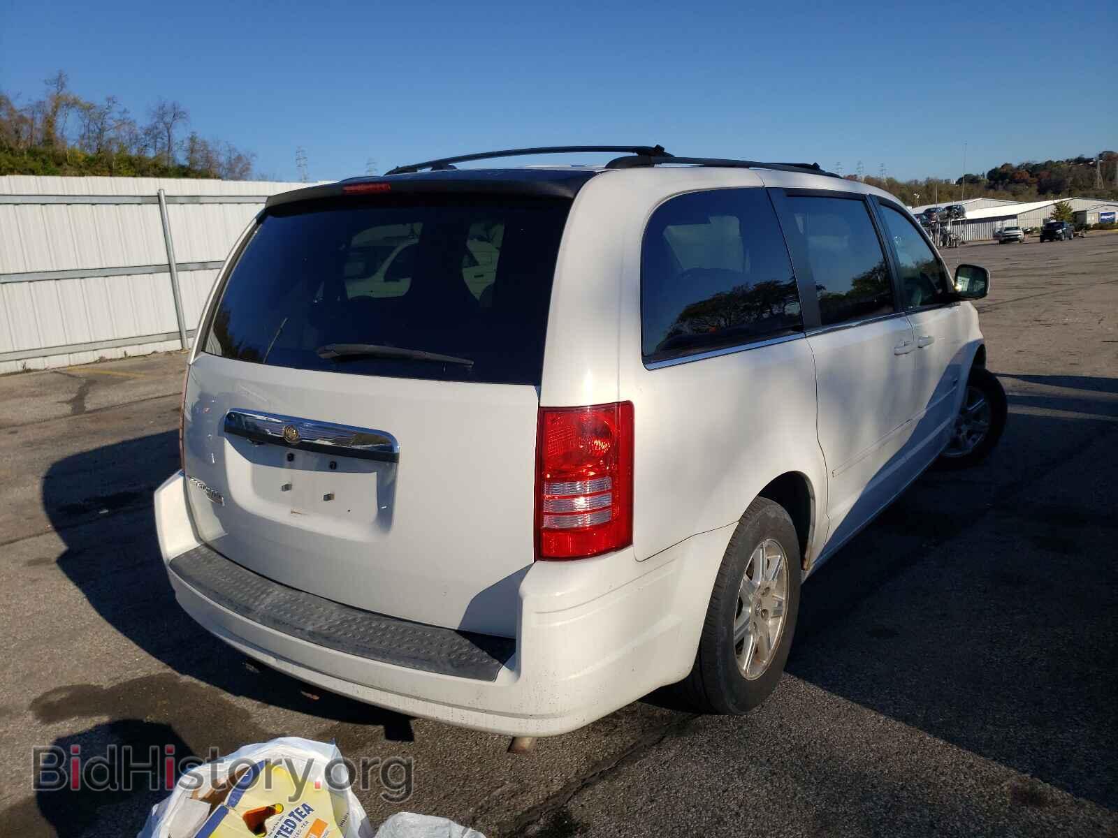 2008 CHRYSLER MINIVAN - VIN: 2A8HR54P08R759187 - Фото 4