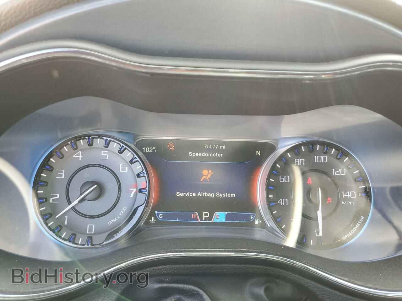 2016 CHRYSLER 200 - VIN: 1C3CCCBG1GN175102 - Фото 9