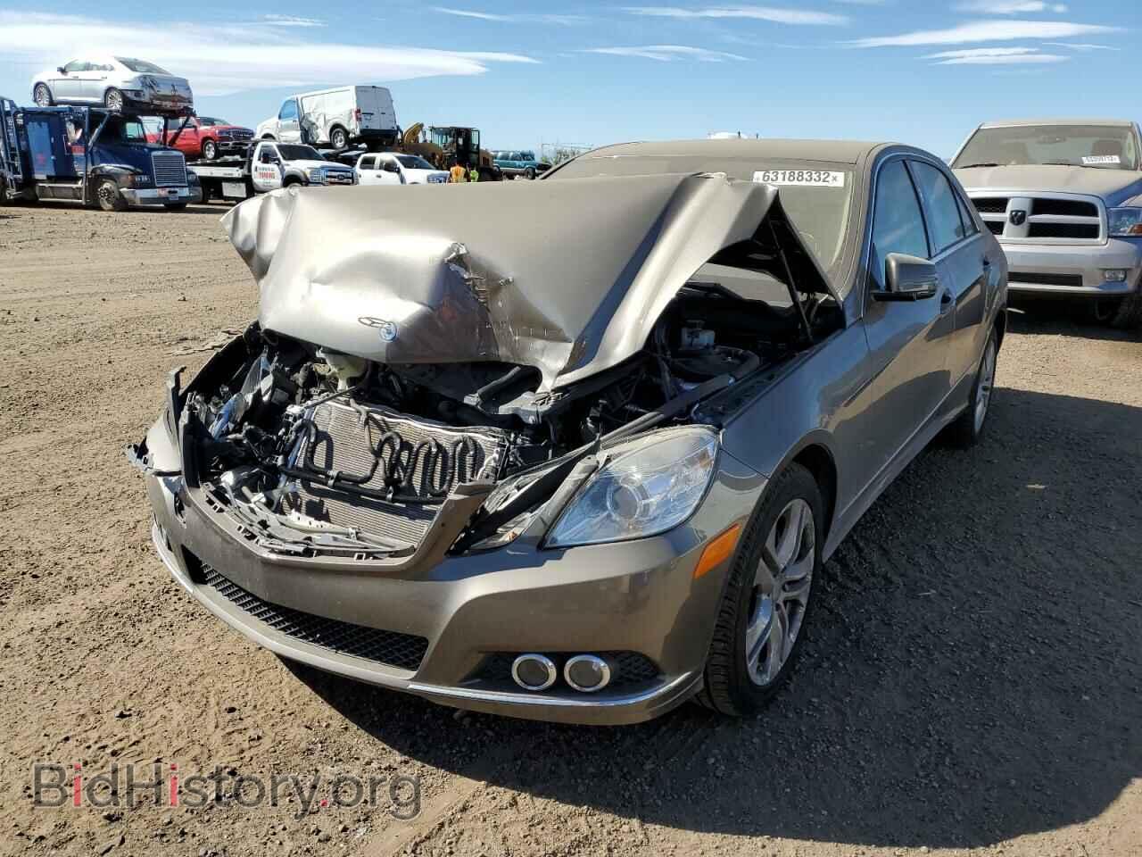 2011 MERCEDES-BENZ E-CLASS - VIN: WDDHF8HB9BA308227 - Фото 2