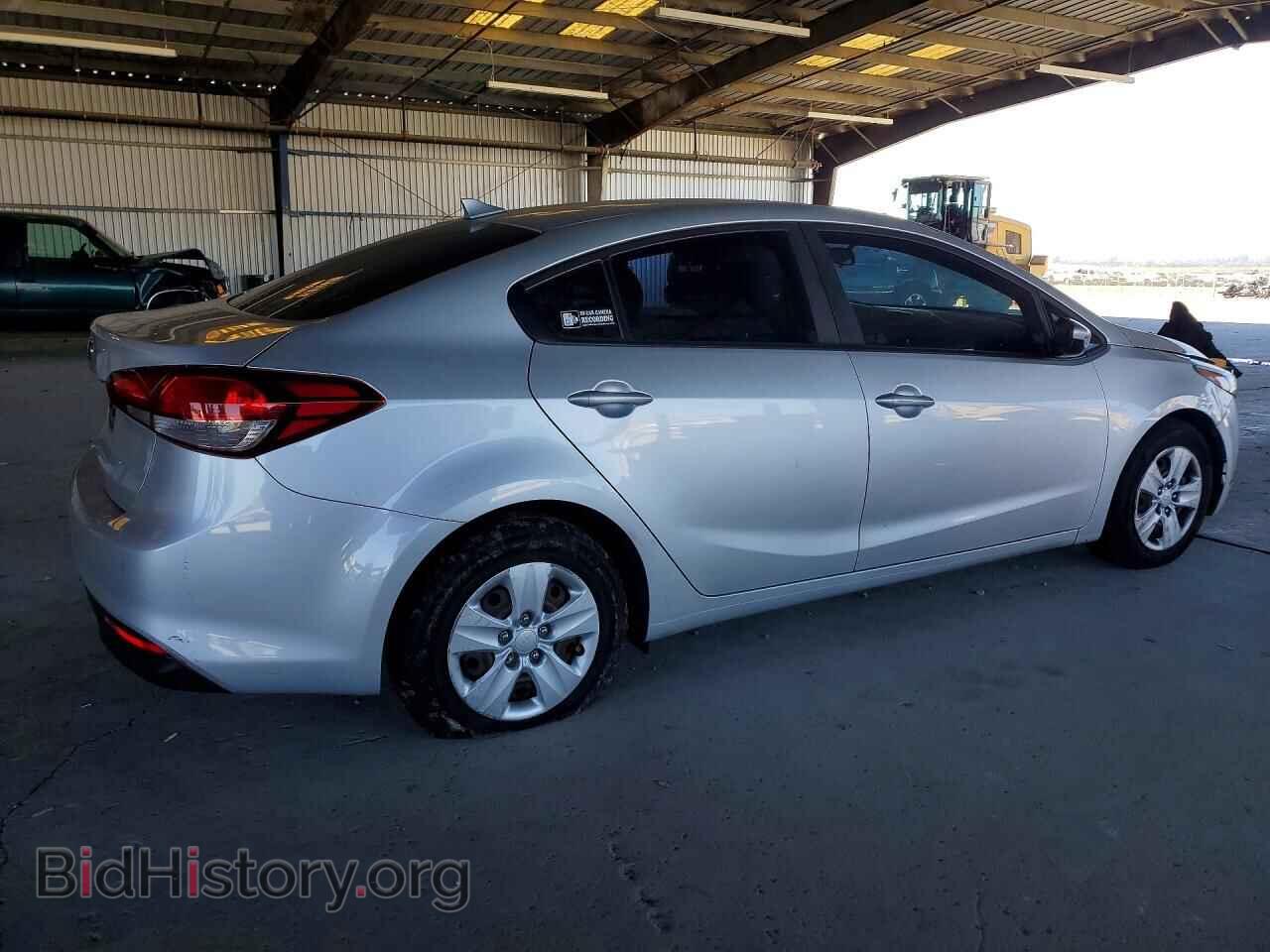 2017 KIA FORTE - VIN: 3KPFK4A74HE096967 - Photo 3
