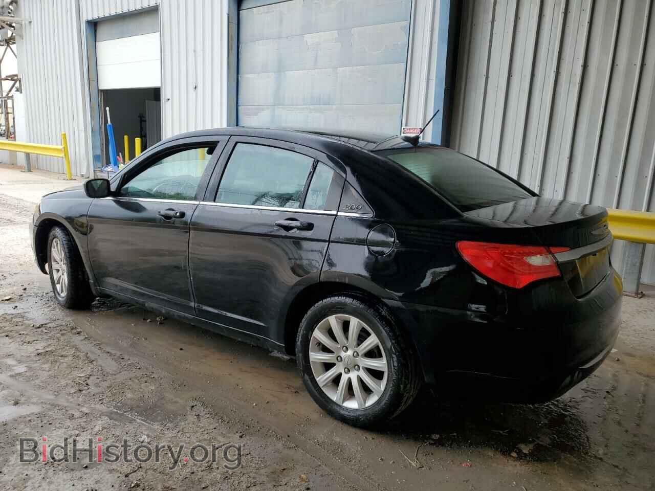 2013 CHRYSLER 200 - VIN: 1C3CCBBBXDN649655 - Фото 2