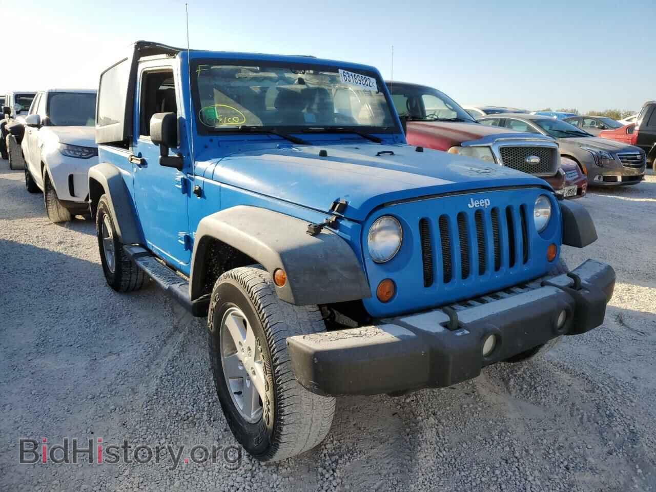 Photo 1J4AA2D18BL574826 - JEEP WRANGLER 2011