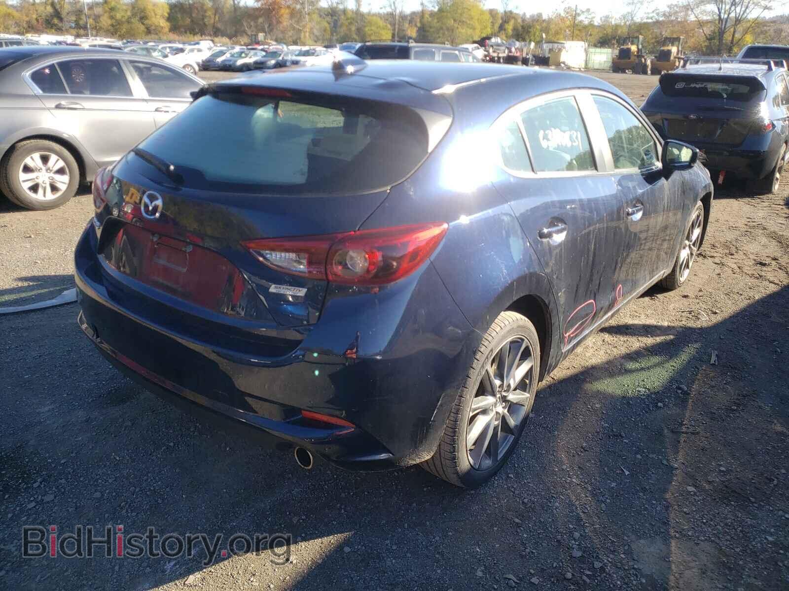 2018 MAZDA 3 - VIN: 3MZBN1M37JM259312 - Фото 4