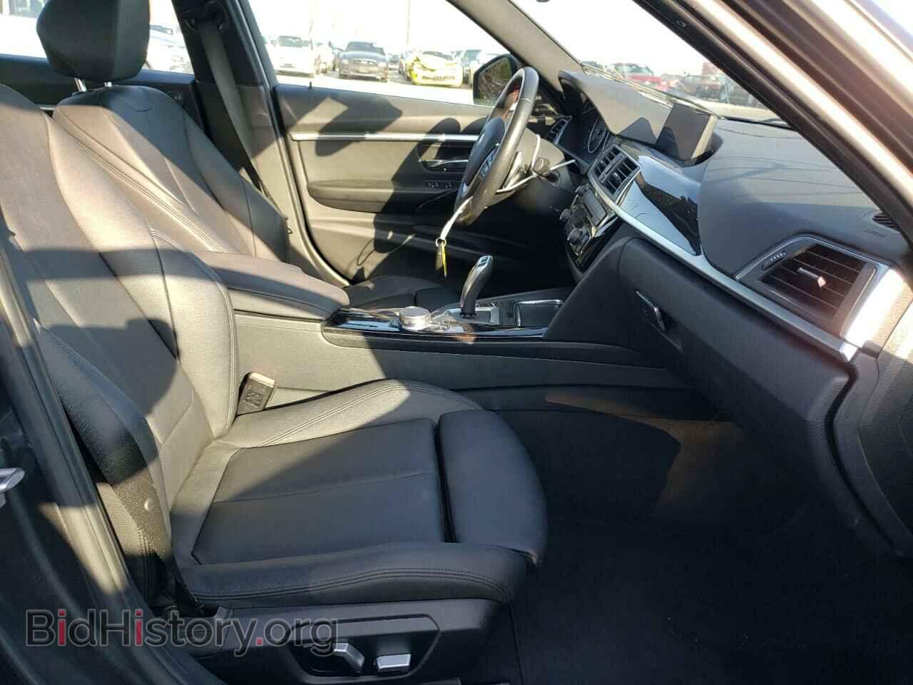 2017 BMW 3 SERIES - VIN: WBA8E1C37HA156362 - Фото 5