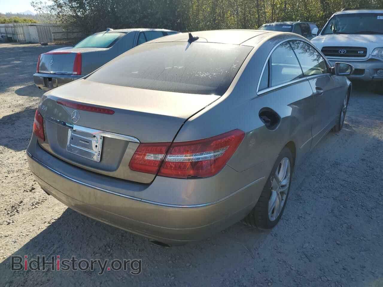 2010 MERCEDES-BENZ E-CLASS - VIN: WDDKJ5GB2AF011595 - Фото 4