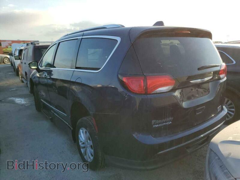 2019 Chrysler PACIFICA (VIN 2C4RC1BG3KR550302) — фото 3 из 10