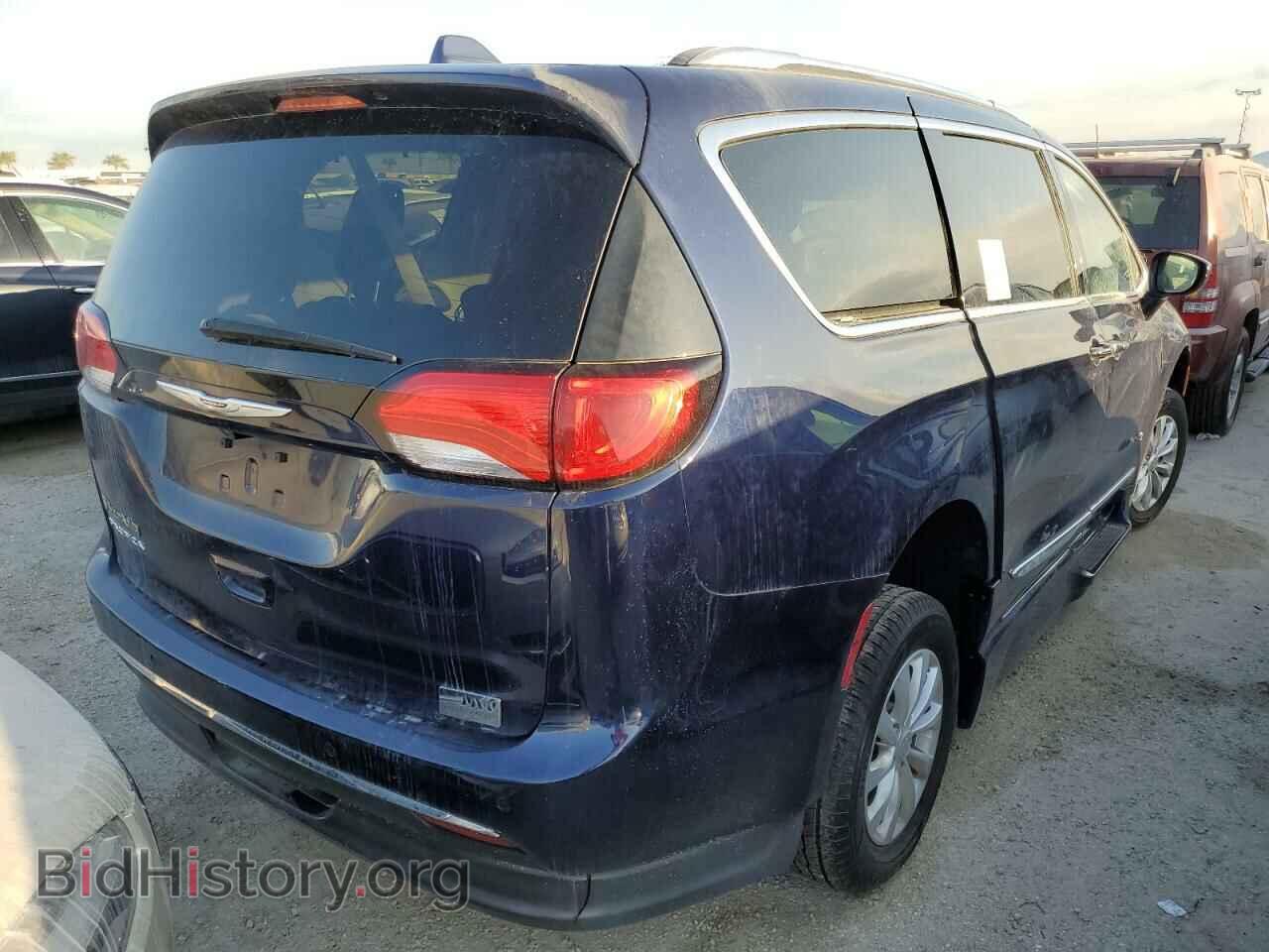 2019 CHRYSLER PACIFICA - VIN: 2C4RC1BG3KR550302 - Photo 4