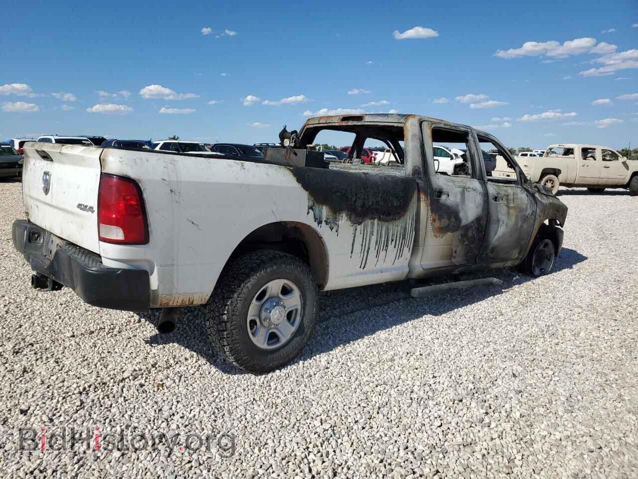 2018 RAM All Models - VIN: 3C6UR5HL2JG145094 - Фото 3