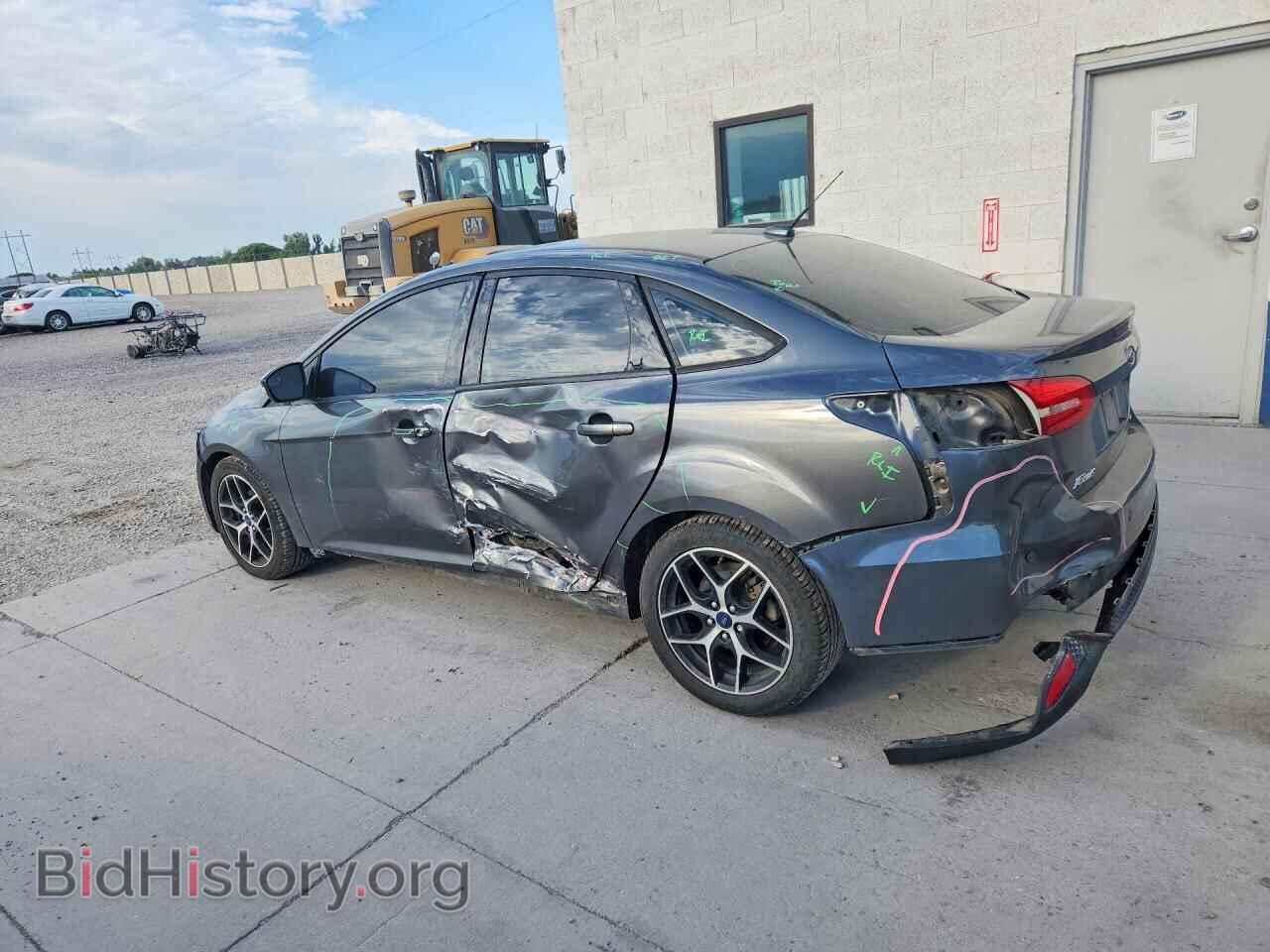 2017 FORD FOCUS - VIN: 1FADP3H29HL332829 - Фото 2