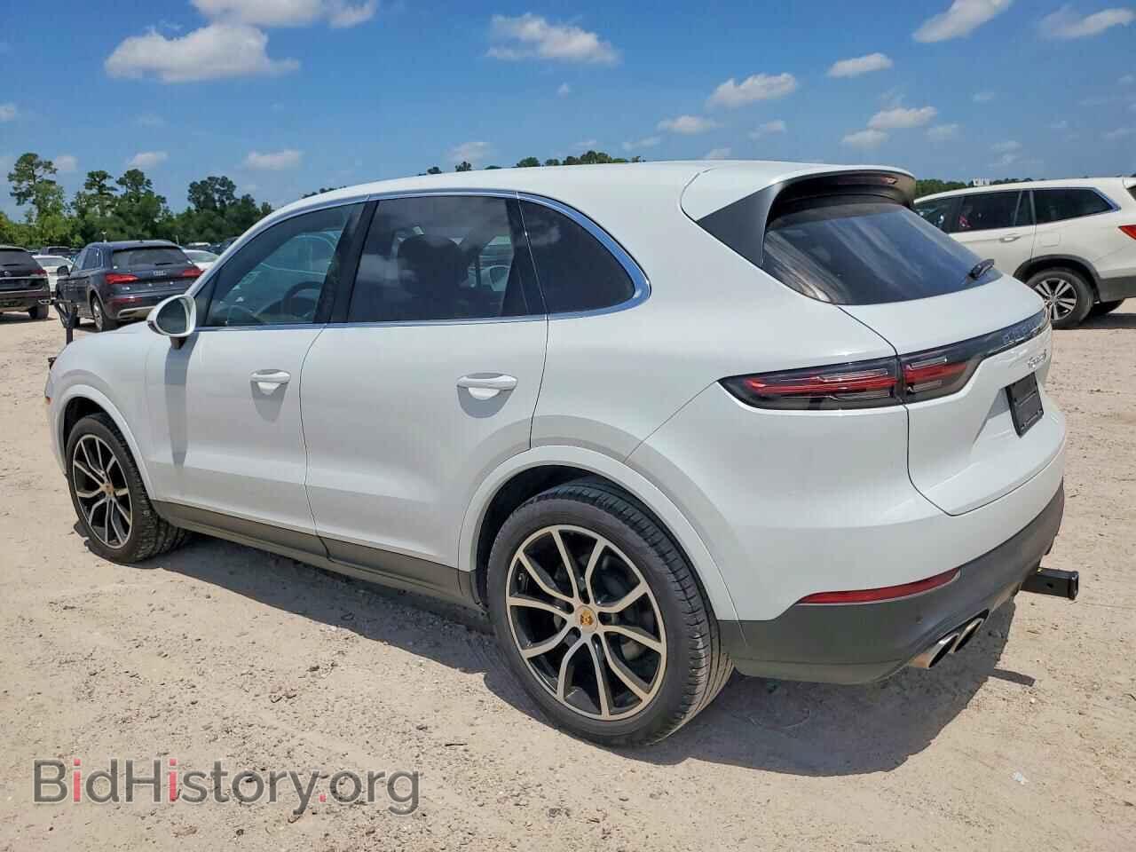 2019 PORSCHE CAYENNE - VIN: WP1AB2AY1KDA63889 - Photo 2