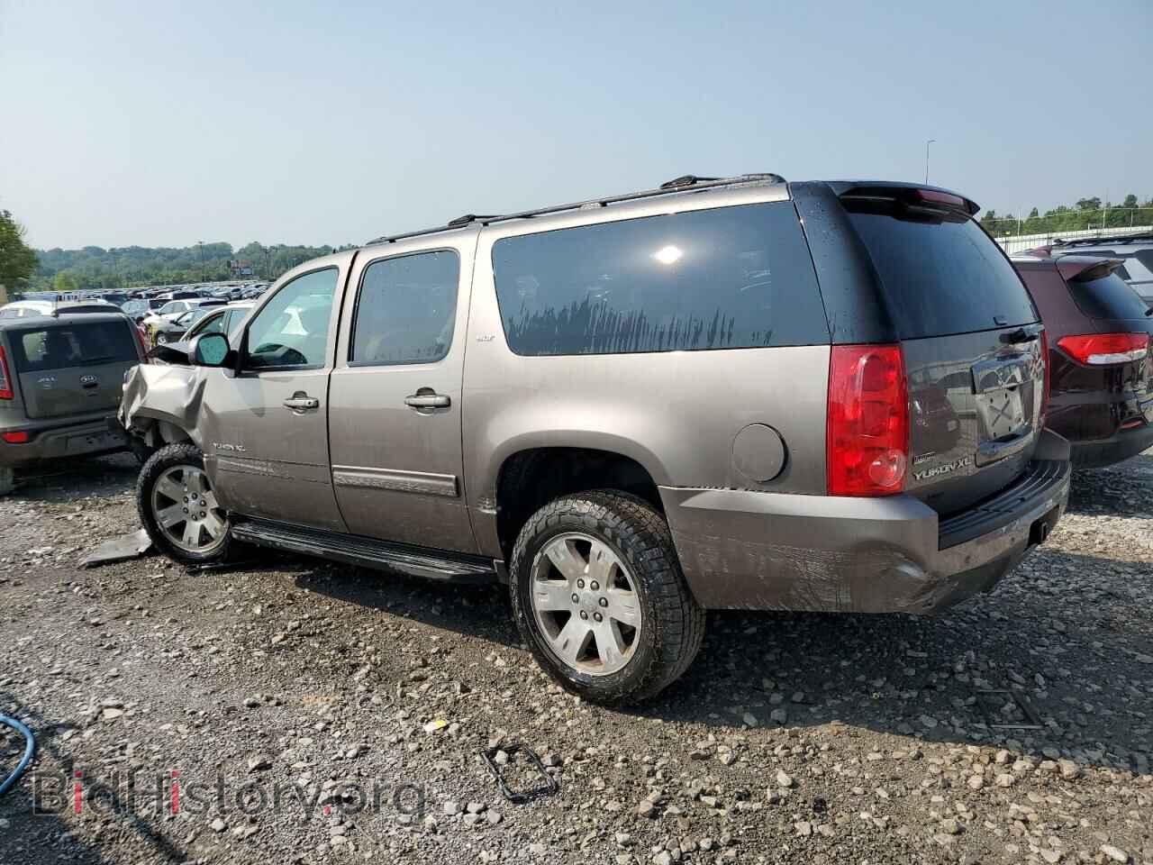 2011 GMC YUKON - VIN: 1GKS2KE30BR393387 - Фото 2