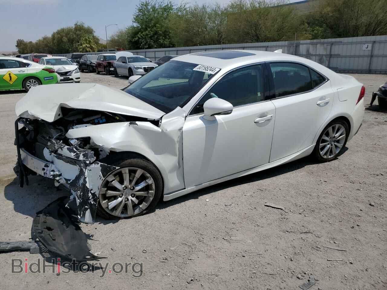 Photo JTHBA1D29G5035350 - LEXUS IS 2016