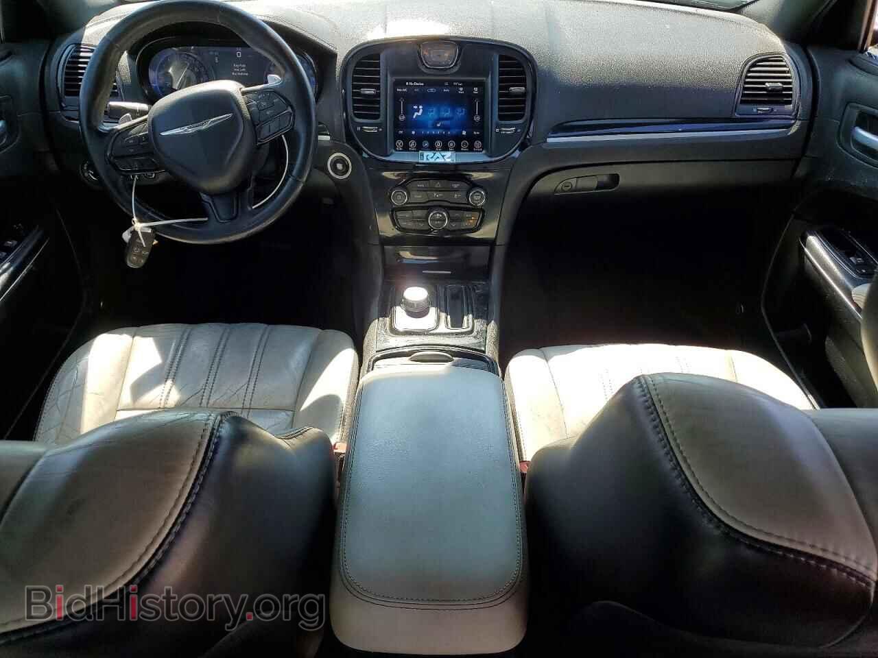 2017 CHRYSLER 300 - VIN: 2C3CCAGG0HH512706 - Photo 8