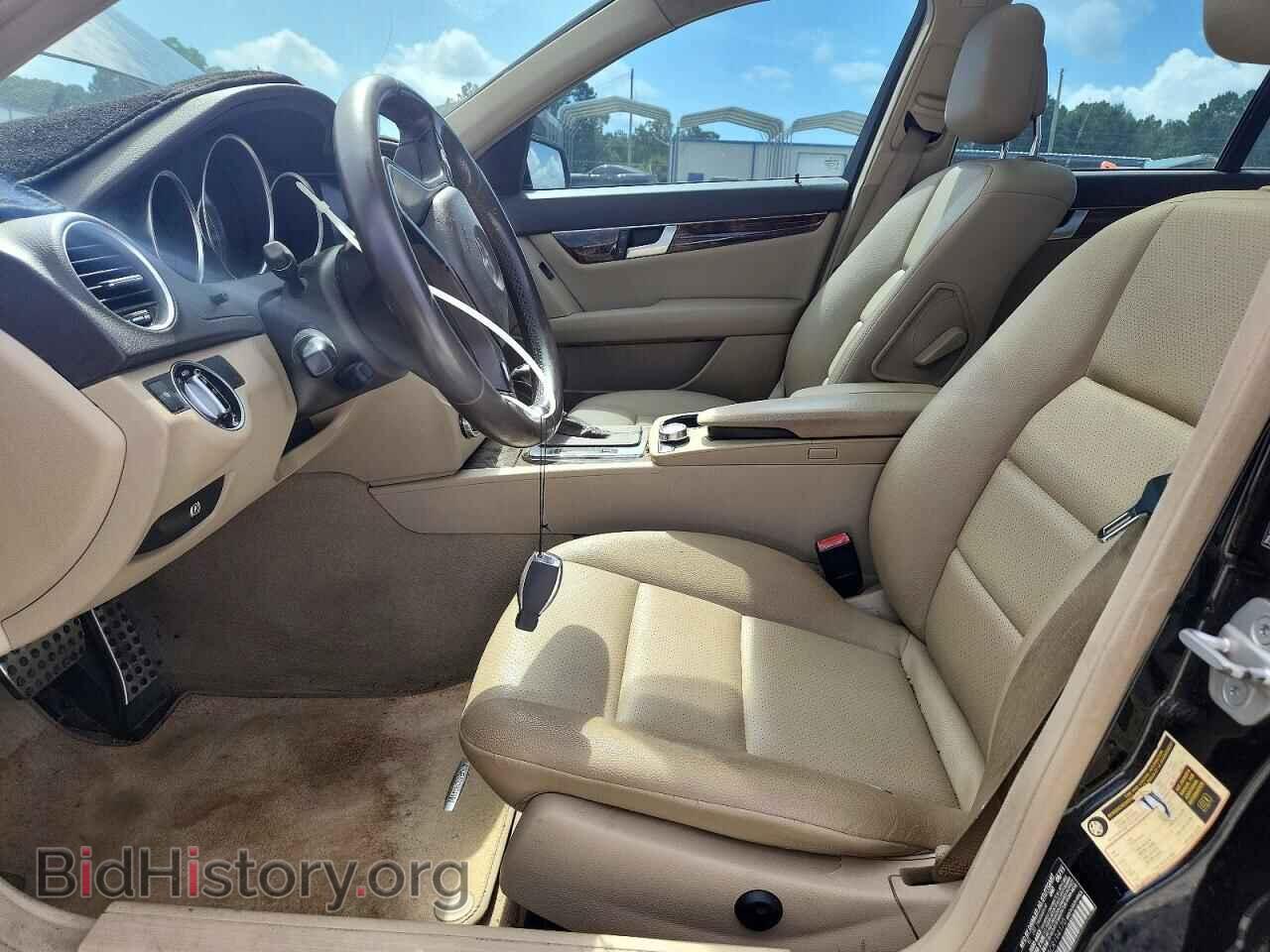 2012 MERCEDES-BENZ C-CLASS - VIN: WDDGF4HB5CR194170 - Photo 7