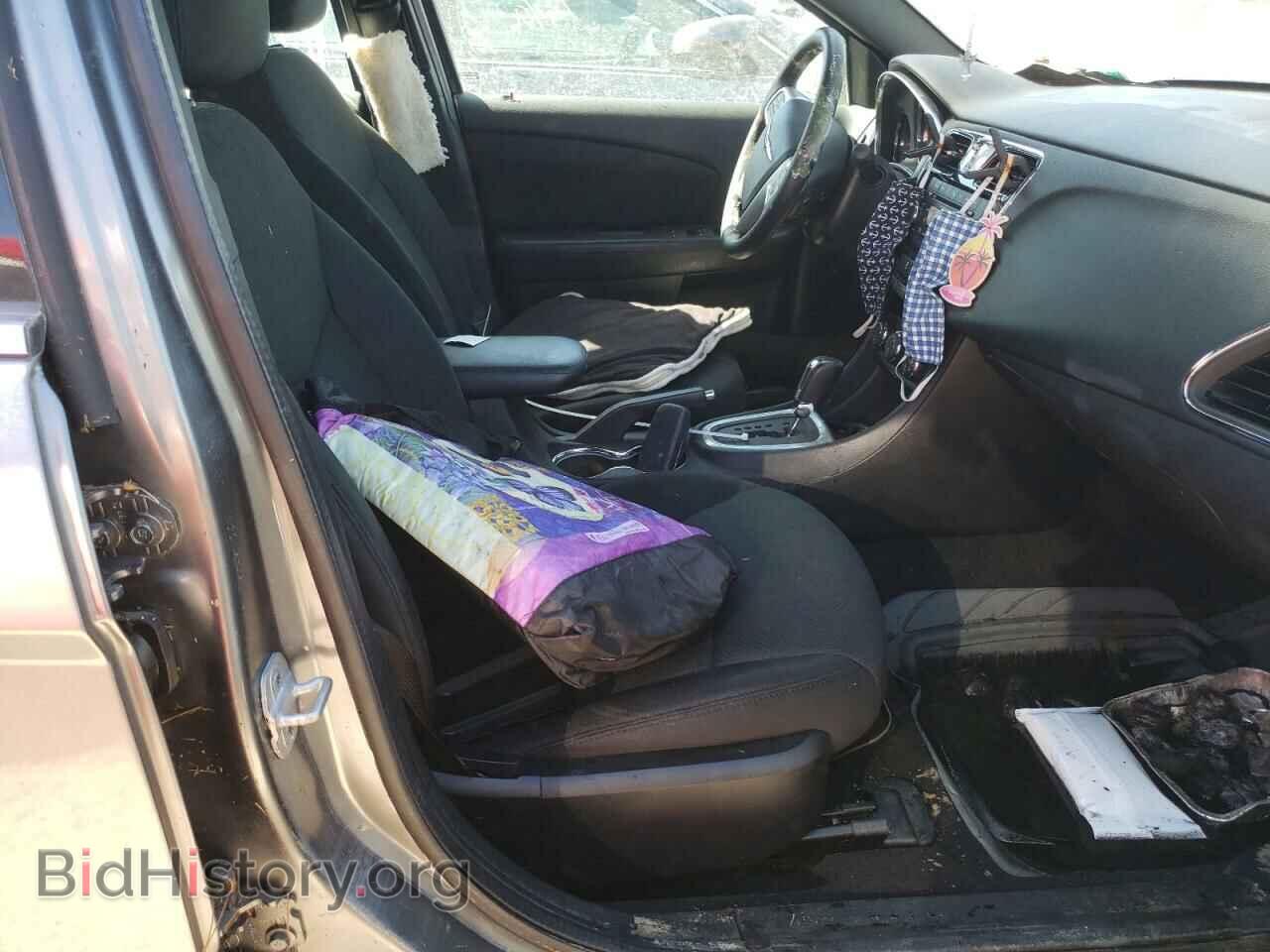 2012 CHRYSLER 200 - VIN: 1C3CCBBG6CN119340 - Фото 5