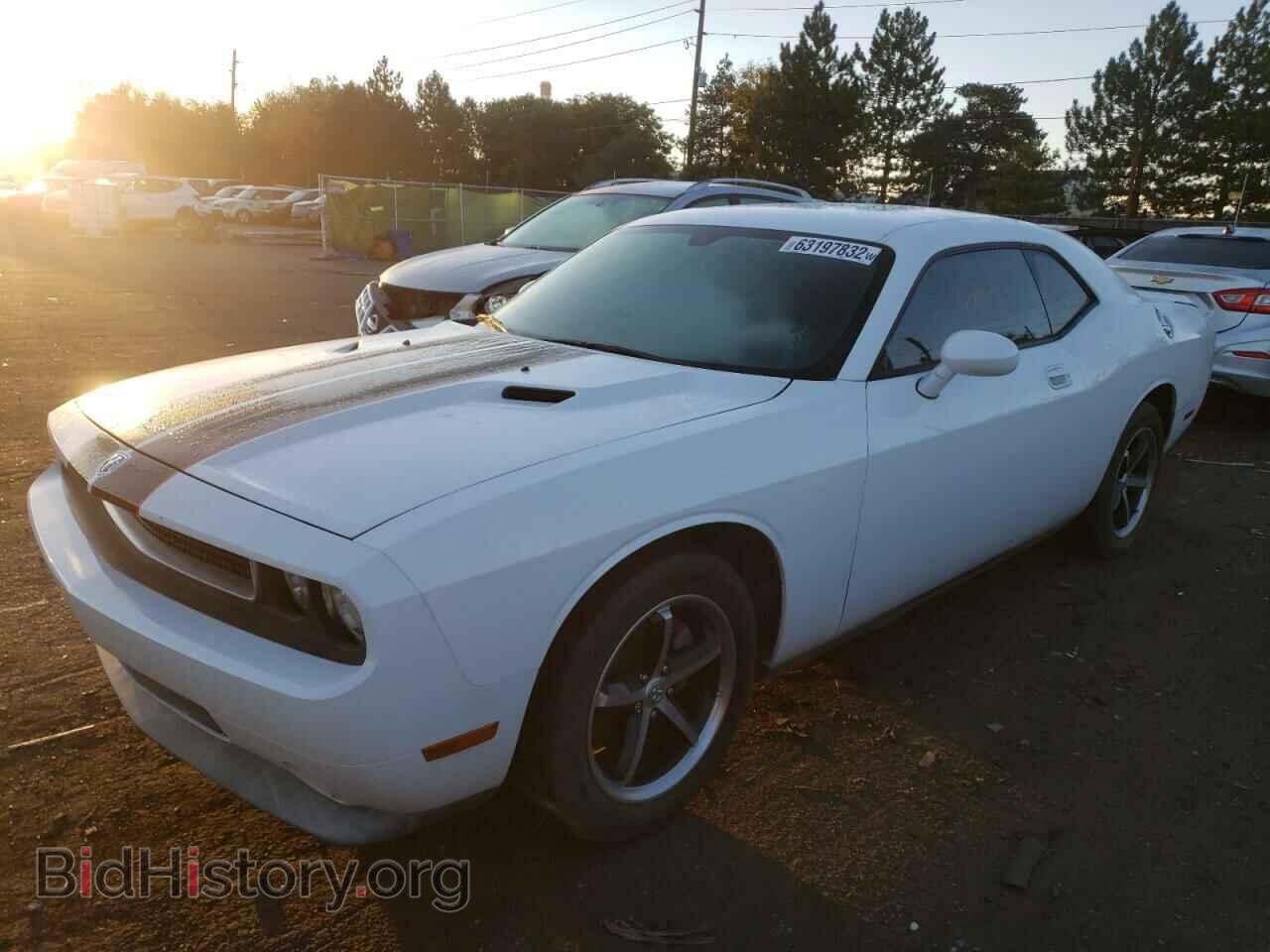 2010 DODGE CHALLENGER - VIN: 2B3CJ4DV3AH289817 - Фото 2