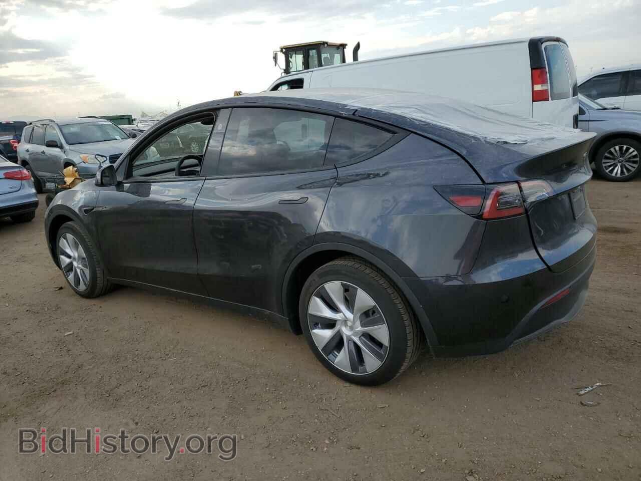 2024 TESLA MODEL Y - VIN: 7SAYGDEE5RF993460 - Фото 2