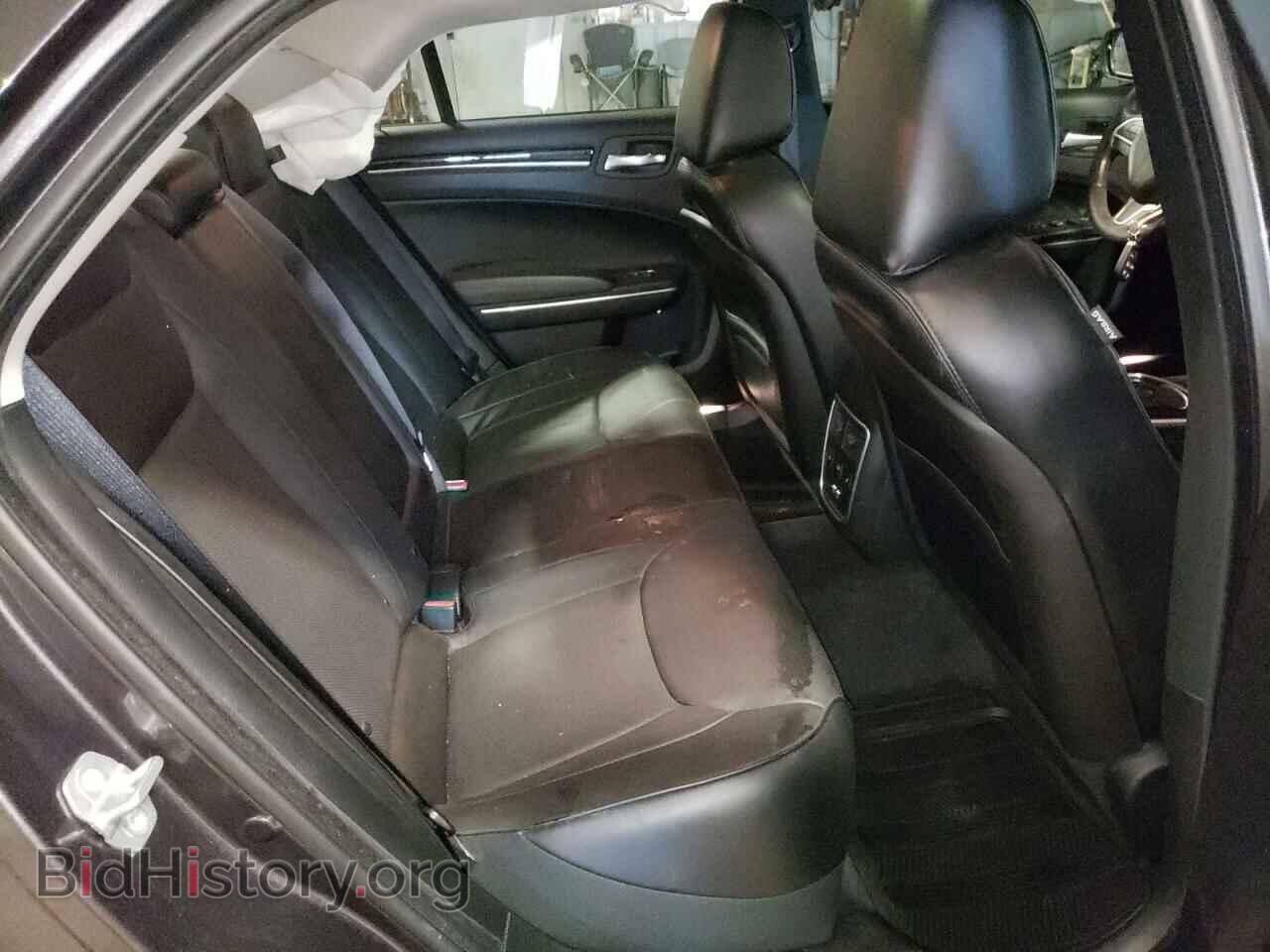 2016 CHRYSLER 300 - VIN: 2C3CCAKG0GH148180 - Фото 6