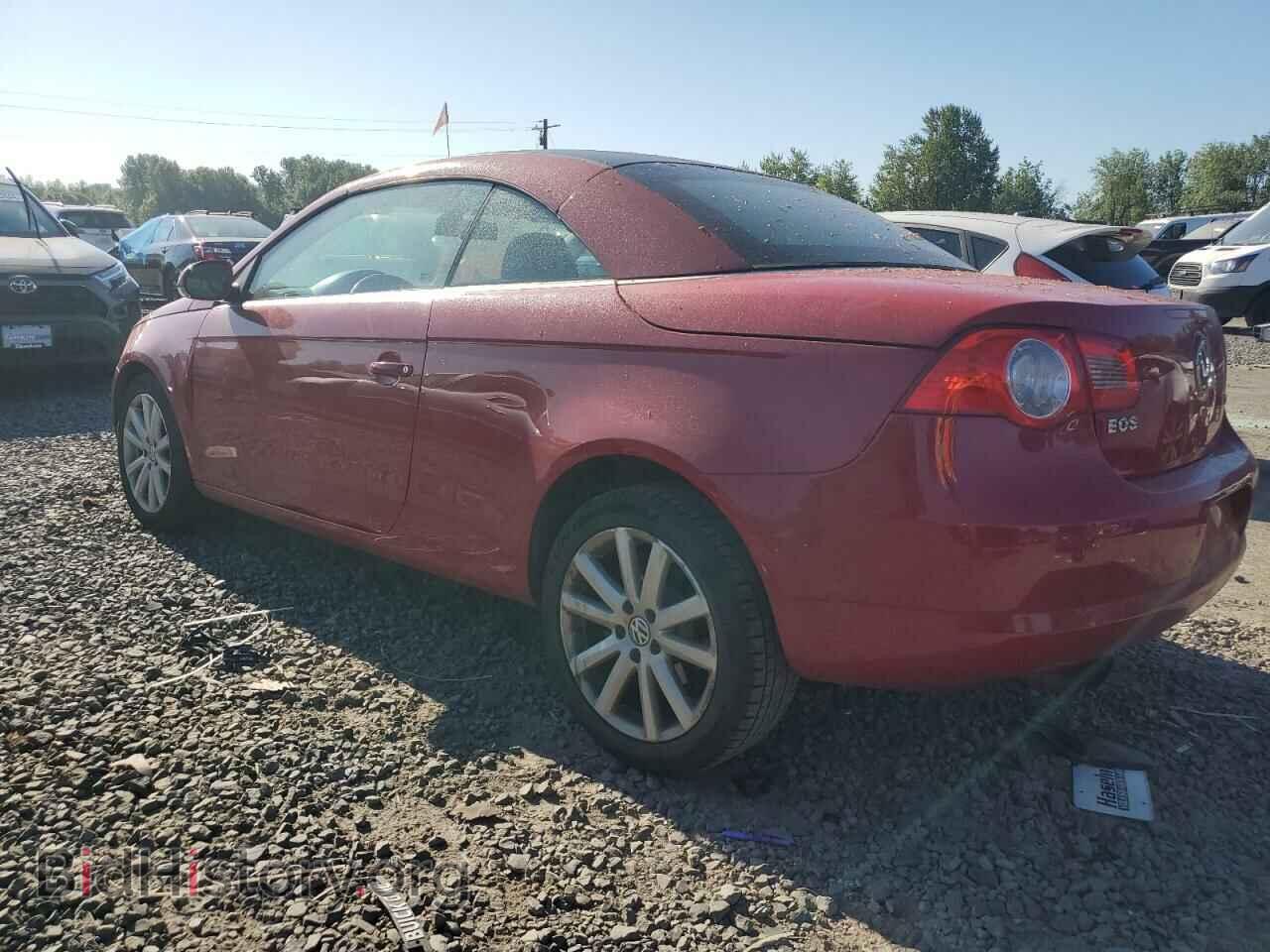 2007 VOLKSWAGEN EOS - VIN: WVWFA71F17V007166 - Фото 2