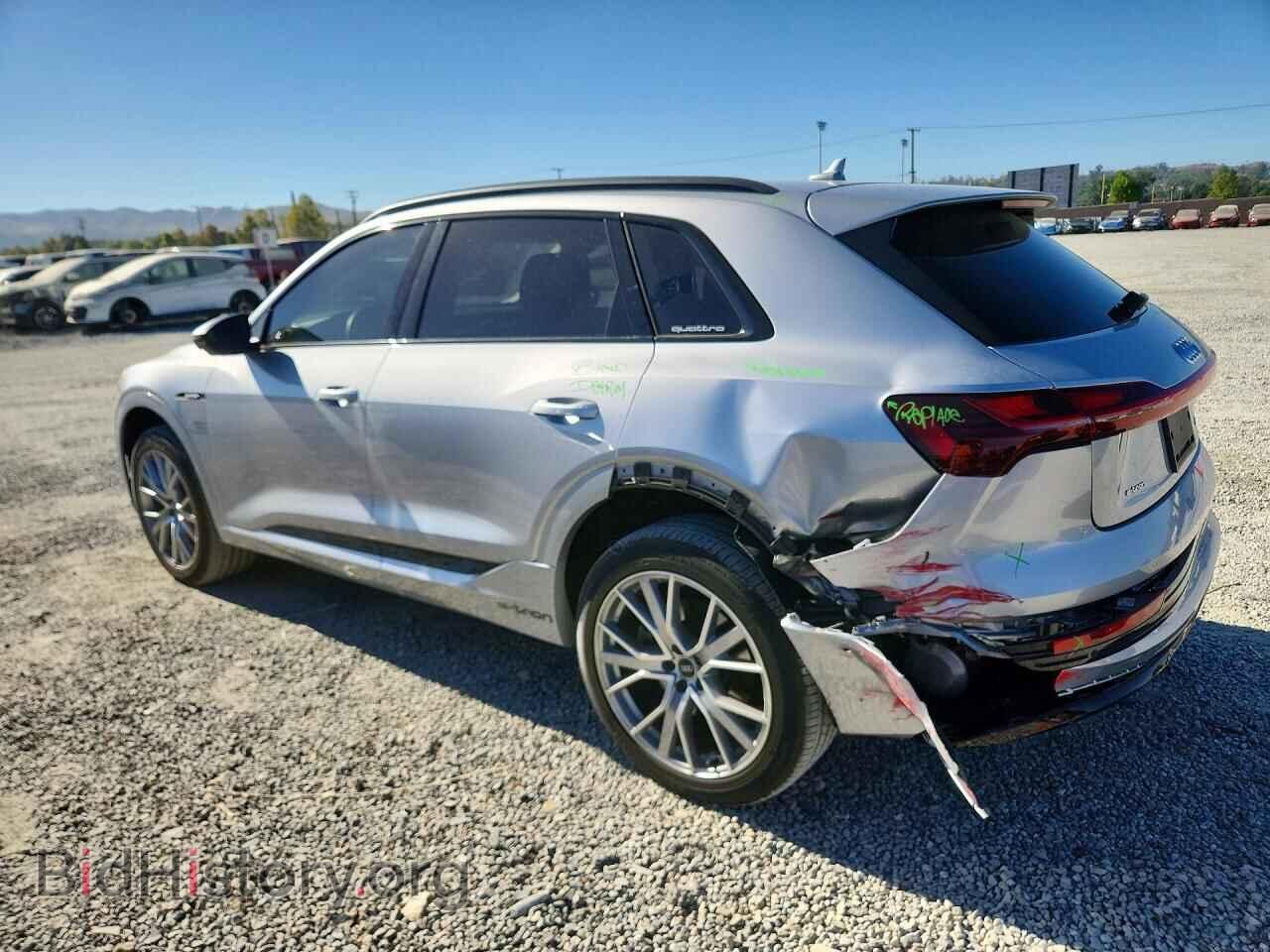 2021 AUDI E-TRON - VIN: WA1VABGEXMB010720 - Photo 2