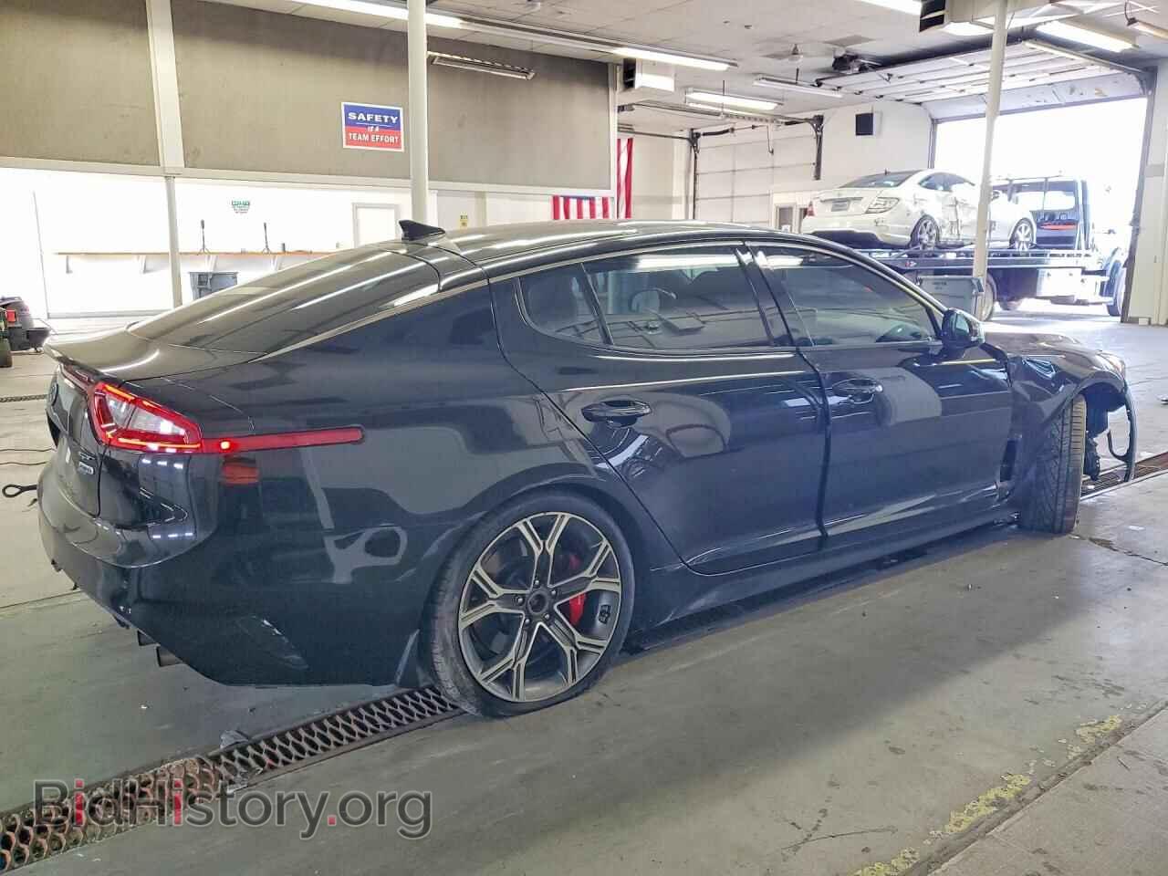 2018 KIA STINGER - VIN: KNAE55LC2J6016772 - Photo 3