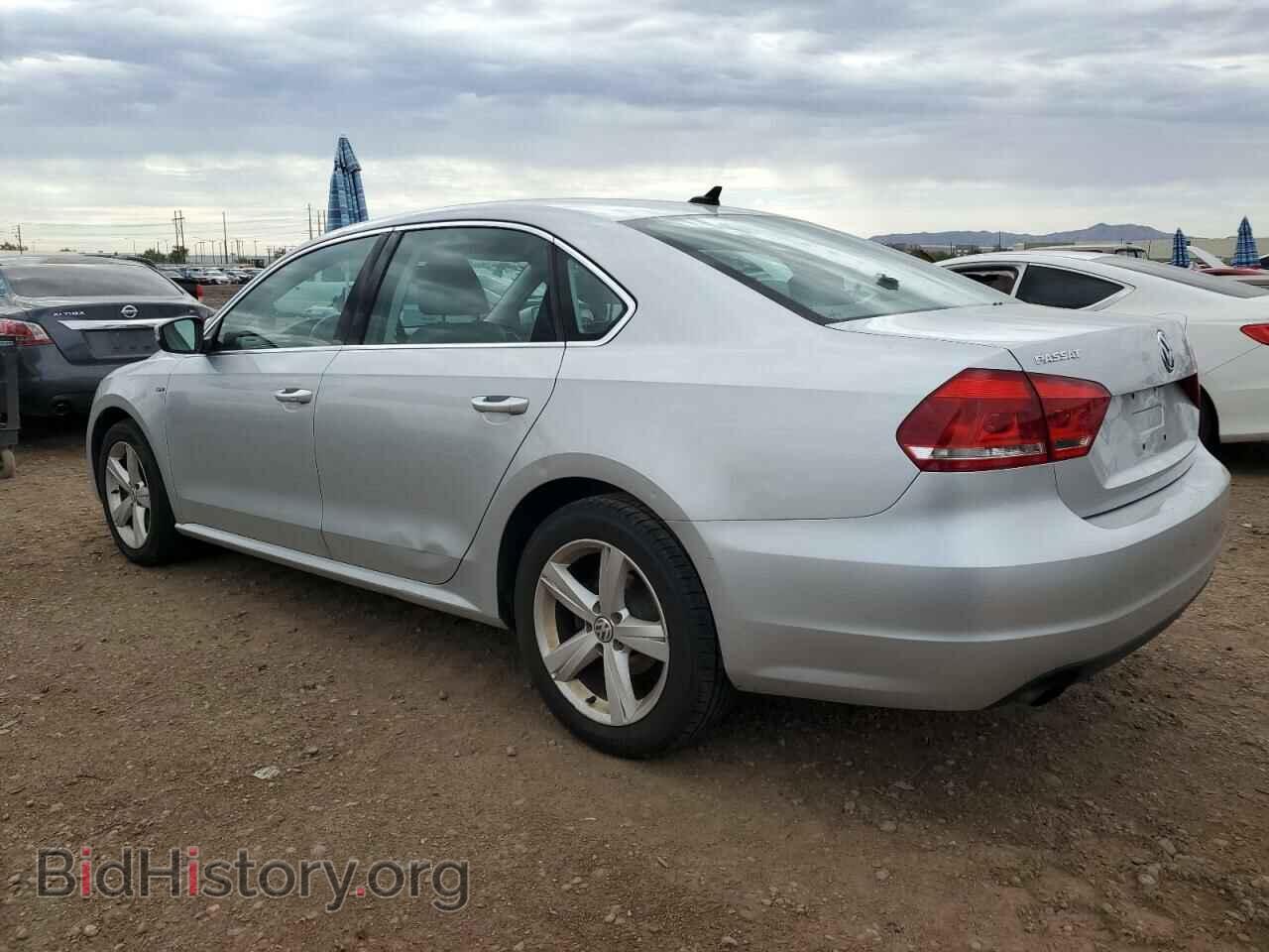 2015 VOLKSWAGEN PASSAT - VIN: 1VWAT7A31FC100027 - Фото 2