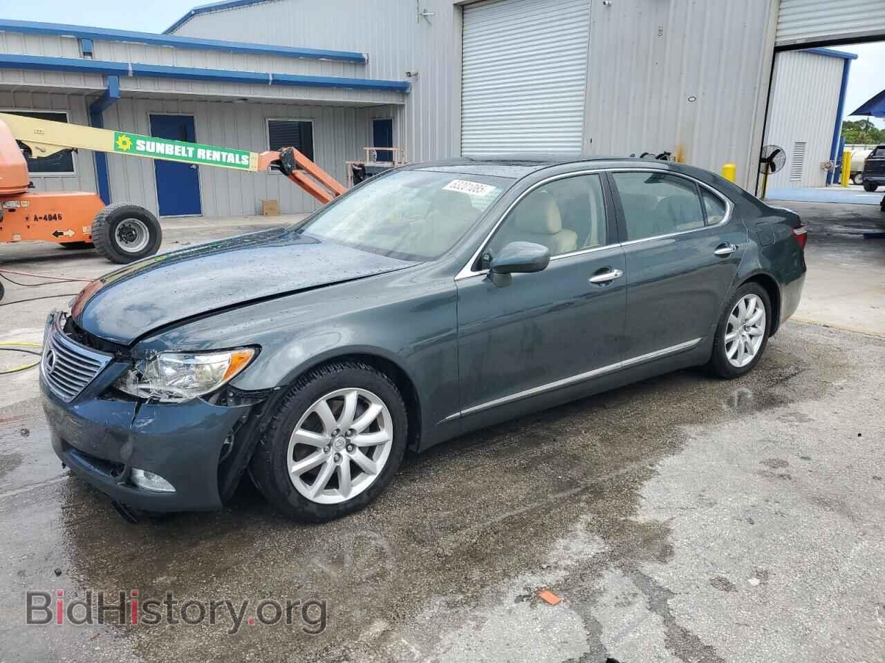 Photo JTHGL46FX75010846 - LEXUS LS460 2007