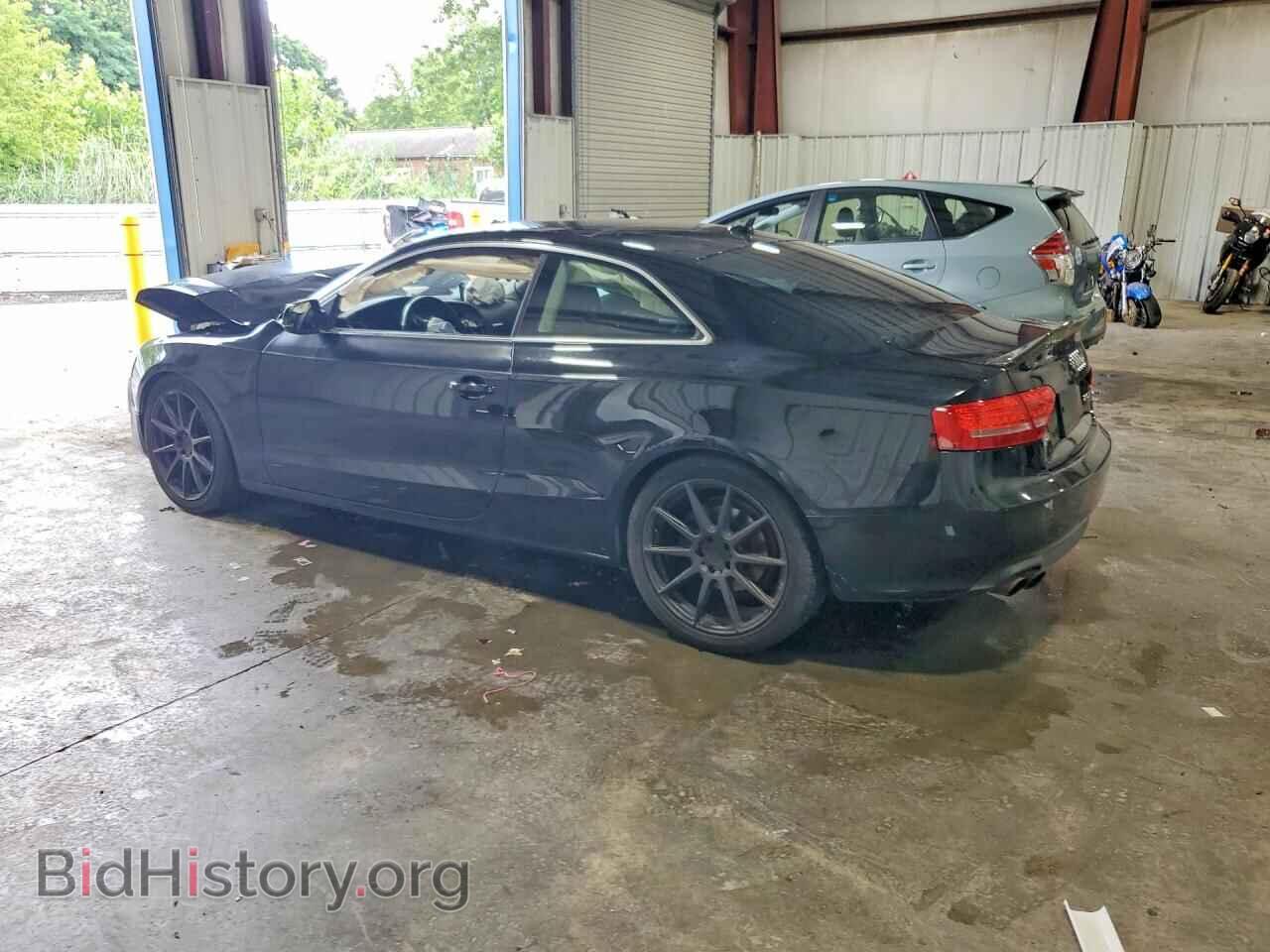 2010 AUDI A5 - VIN: WAURFAFR9AA005675 - Photo 2