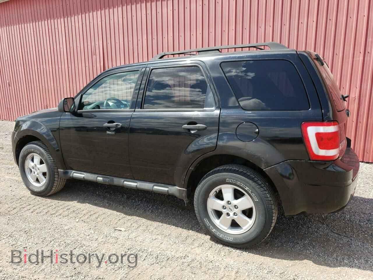 2010 FORD ESCAPE - VIN: 1FMCU0D70AKB16681 - Фото 2