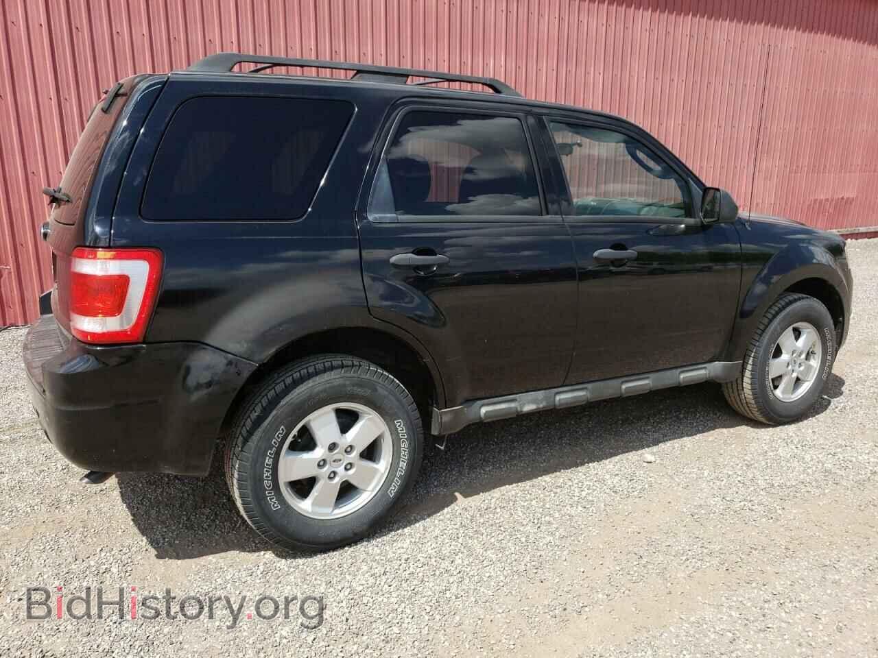 2010 FORD ESCAPE - VIN: 1FMCU0D70AKB16681 - Фото 3