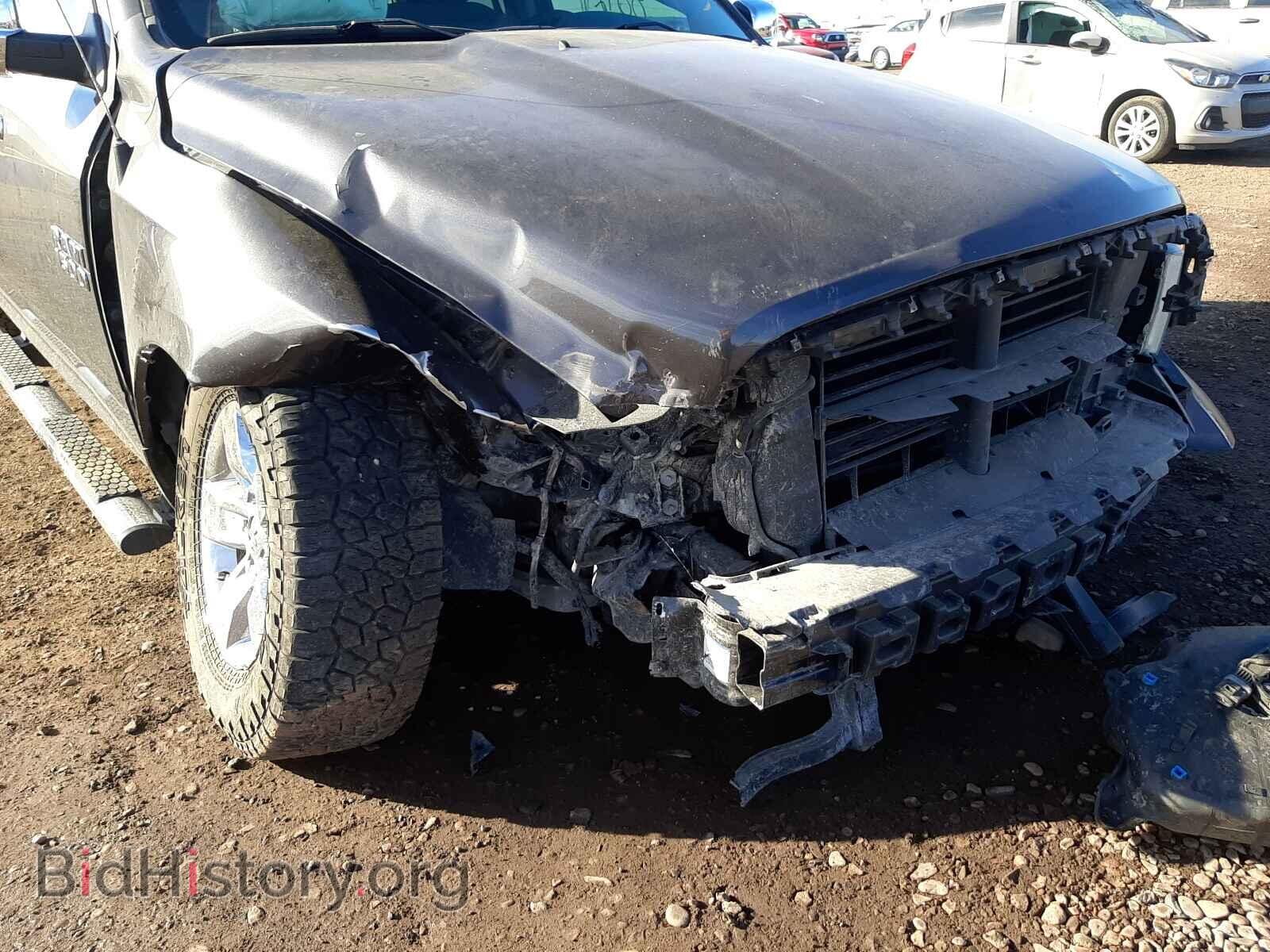 2018 RAM 1500 - VIN: 1C6RR6FG7JS229633 - Photo 9