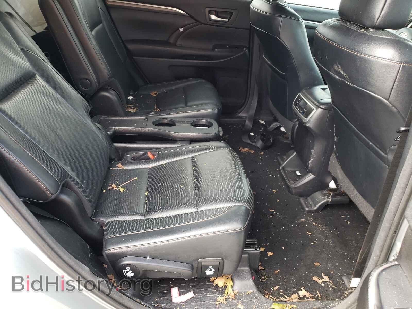 2018 TOYOTA HIGHLANDER - VIN: 5TDDZRFH8JS848621 - Фото 6
