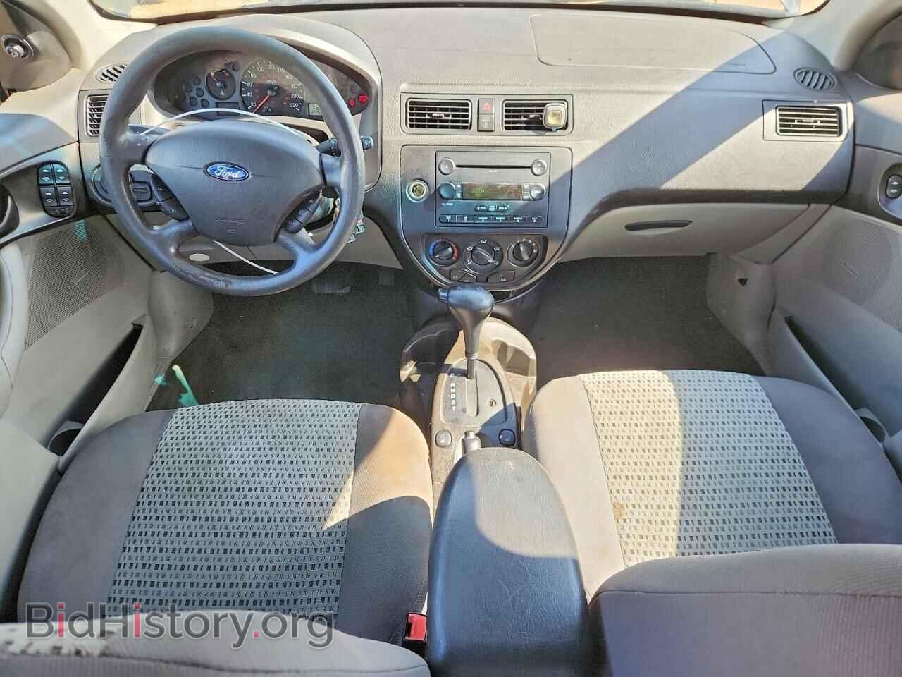 2007 FORD FOCUS - VIN: 1FAHP34N27W362897 - Фото 8