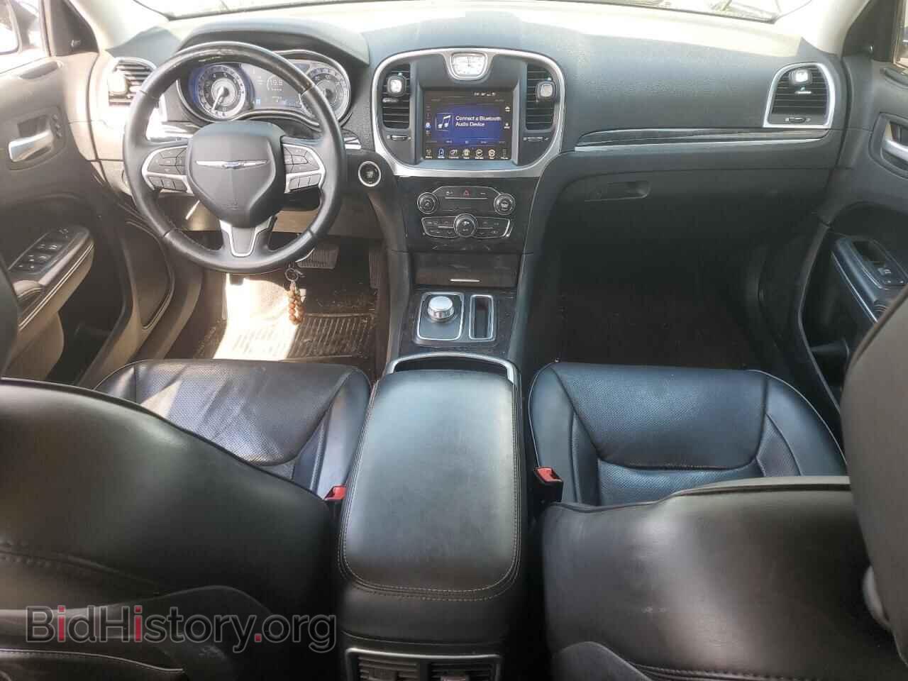 2016 CHRYSLER 300 - VIN: 2C3CCAEG2GH351003 - Фото 8