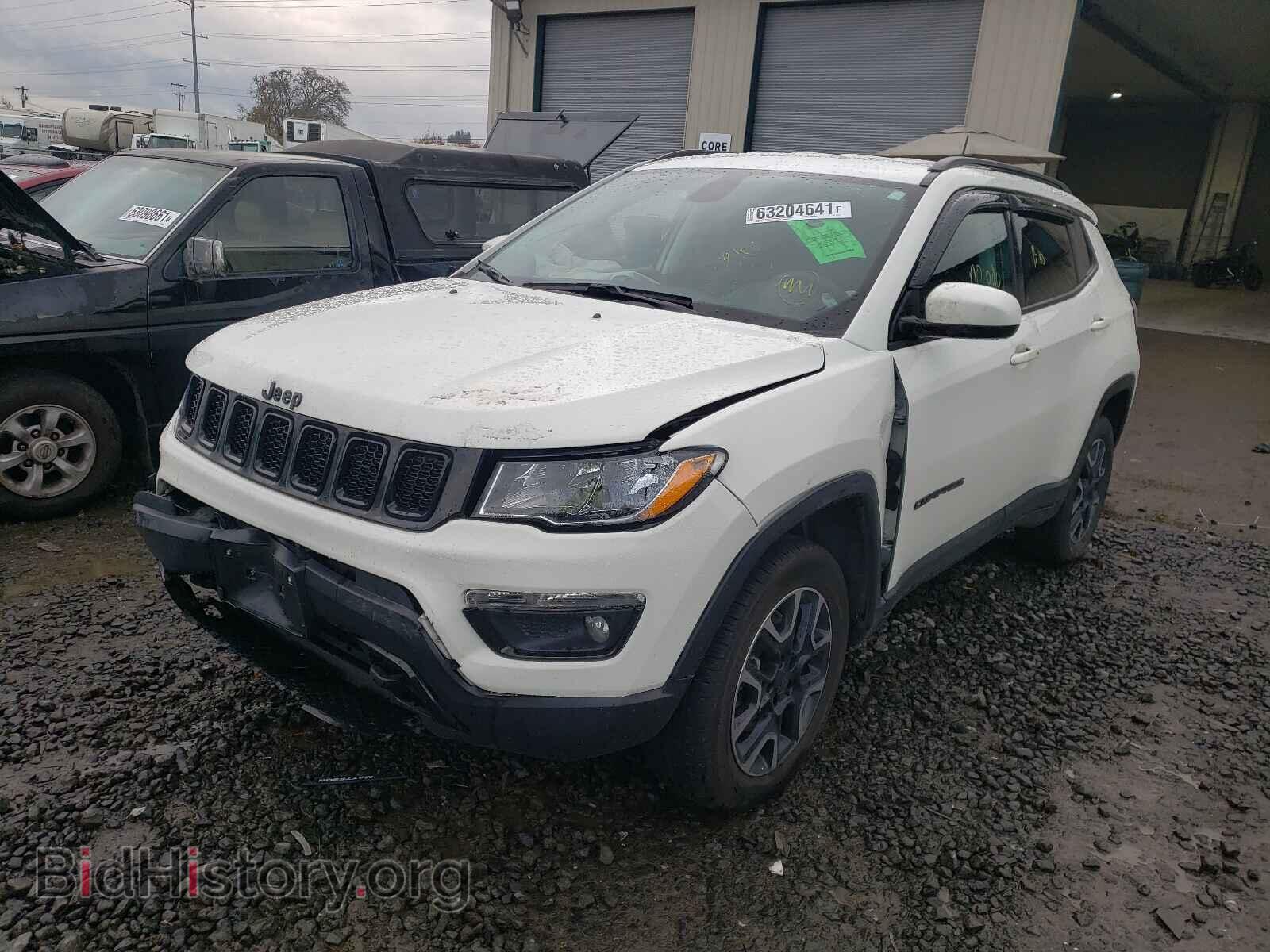 2019 JEEP COMPASS - VIN: 3C4NJDAB2KT734736 - Photo 2