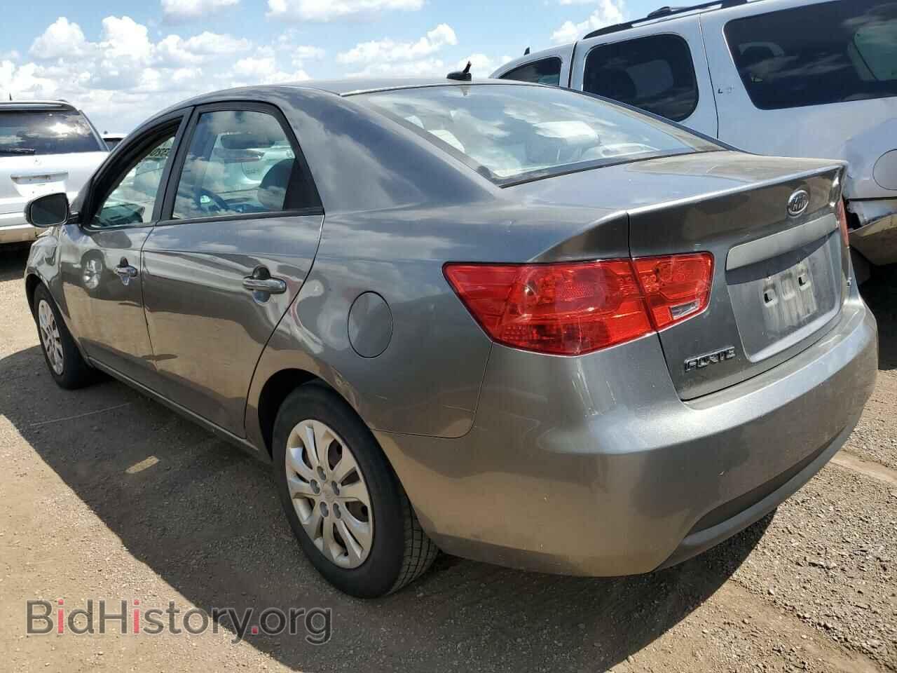 2011 KIA FORTE - VIN: KNAFU4A22B5460978 - Фото 2
