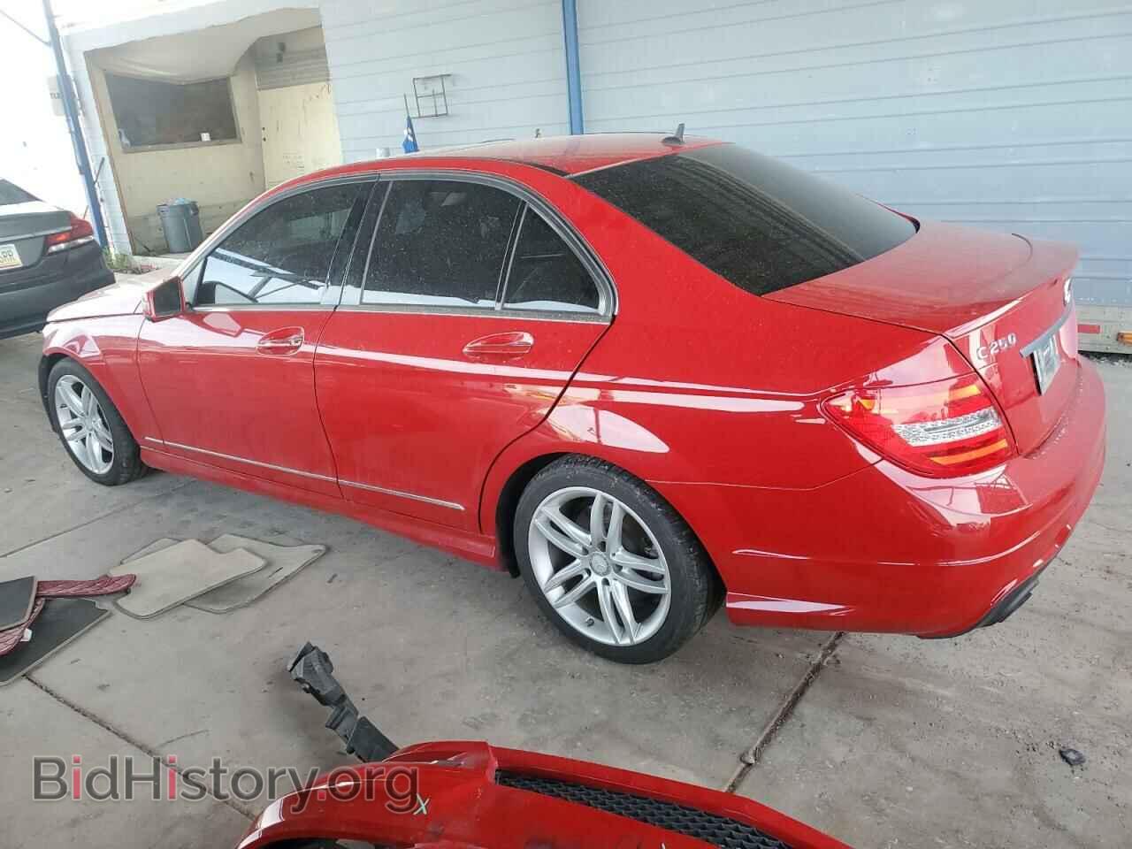 2014 MERCEDES-BENZ C-CLASS - VIN: WDDGF4HB2EA963693 - Фото 2