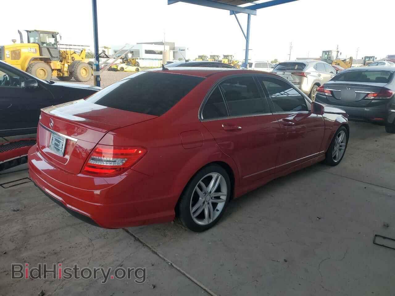 2014 MERCEDES-BENZ C-CLASS - VIN: WDDGF4HB2EA963693 - Фото 3