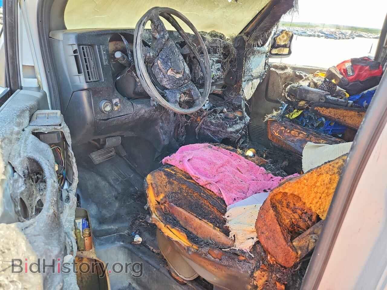 2014 CHEVROLET EXPRESS - VIN: 1GCWGFCAXE1102386 - Photo 8