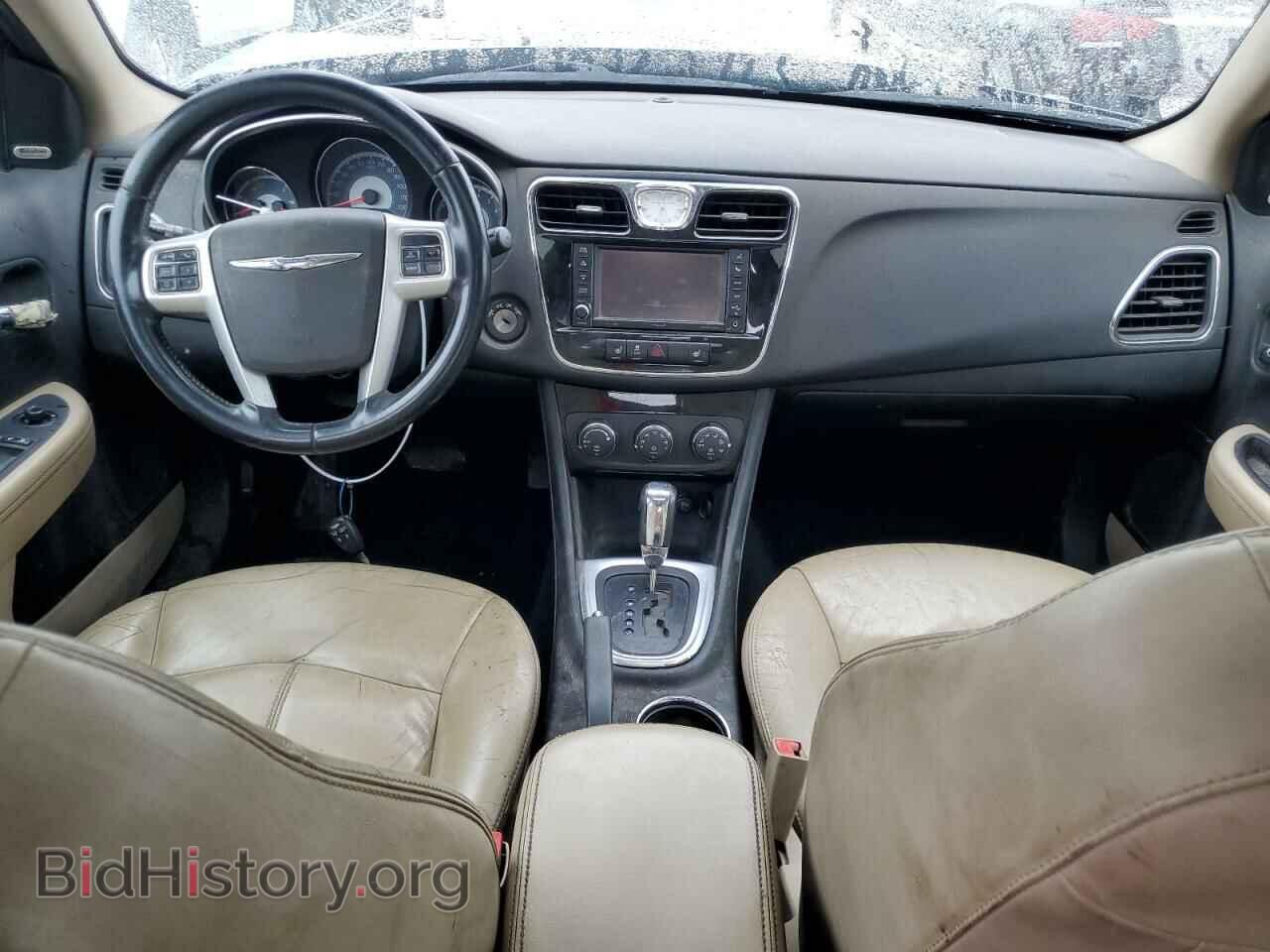 2011 CHRYSLER 200 - VIN: 1C3BC2FG7BN542500 - Фото 8