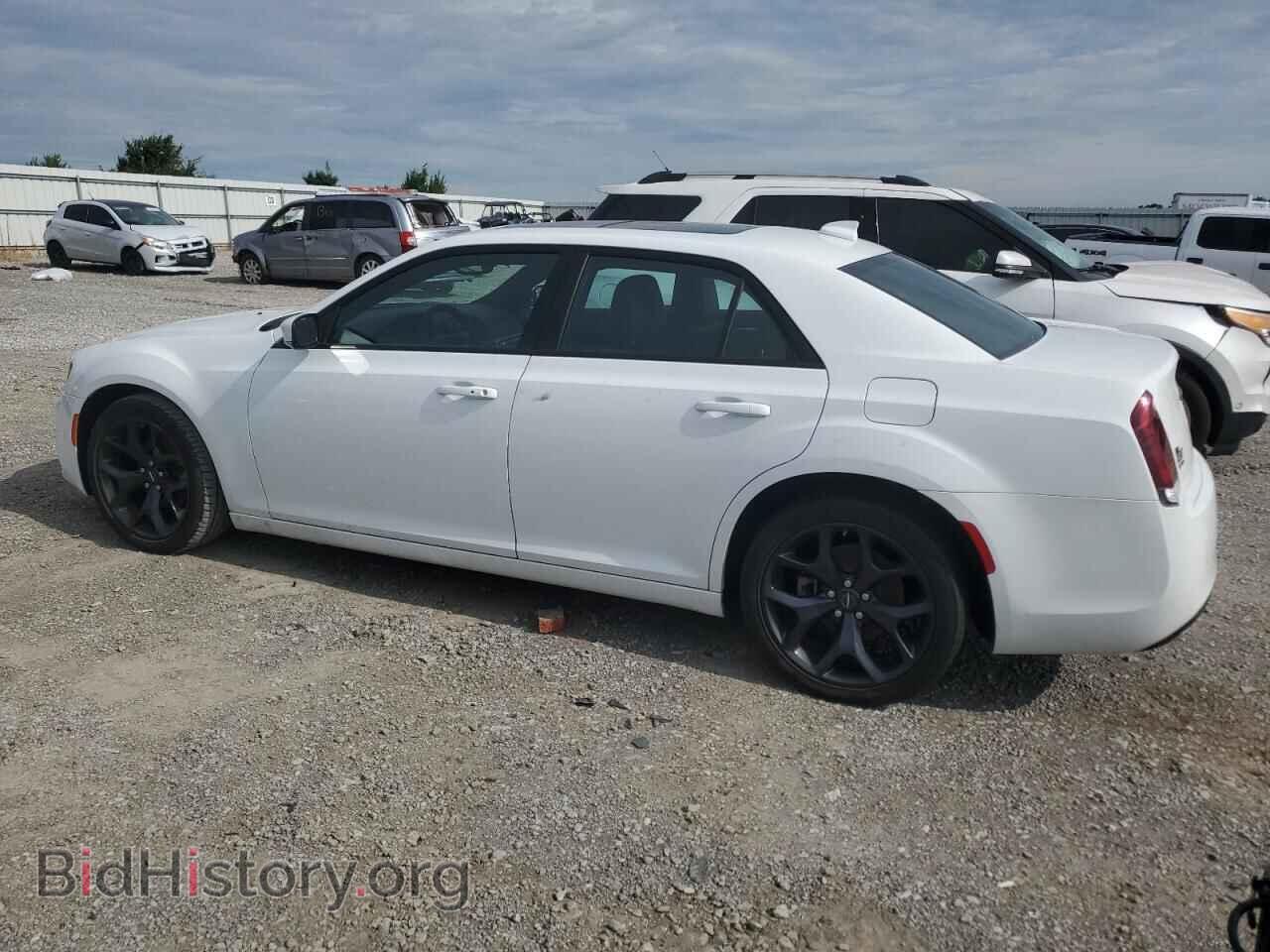 2023 CHRYSLER 300 - VIN: 2C3CCABG4PH608988 - Фото 2