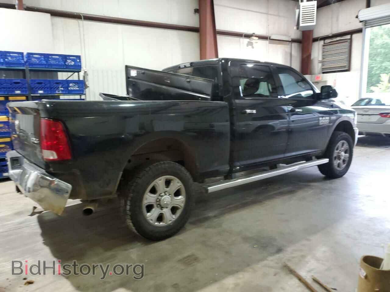 2017 RAM All Models - VIN: 3C6UR5DJ3HG679509 - Photo 3