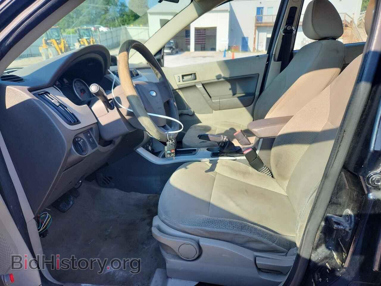 2011 FORD FOCUS - VIN: 1FAHP3EN2BW145020 - Фото 8