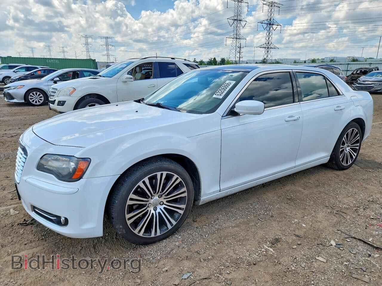 Photo 2C3CCABT1DH703582 - CHRYSLER 300 2013