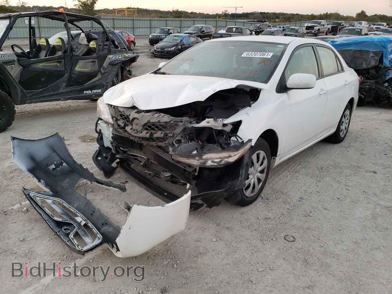 2011 TOYOTA COROLLA - VIN: 2T1BU4EE3BC702279 - Фото 2