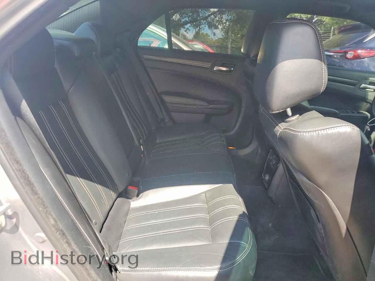 2014 CHRYSLER 300 - VIN: 2C3CCABG3EH357099 - Фото 10